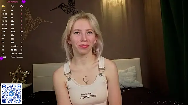 JuliannaWenger online show from January 16, 4:11 pm