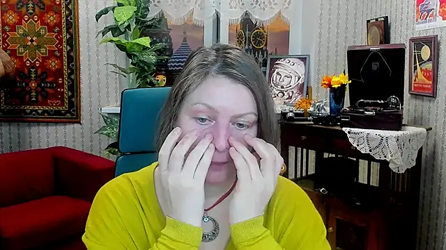 Snapshot of TiffanyBrauny chatting on October 14, 1:56 pm TiffanyBrauny online show from October 14, 1:56 pm