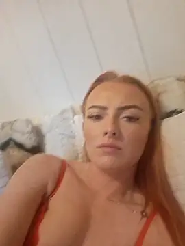 RedHeadRoxyUK online show from October 15, 10:59 am