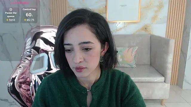 sara lopez s online show from November 13, 1:21 pm