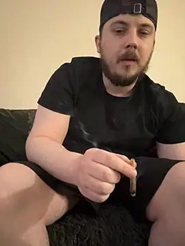 Snapshot of XXKieran chatting on July 1, 1:45 pm XXKieran online show from July 1, 1:45 pm