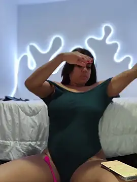 GabyMontenegro online show from April 12, 11:15 am