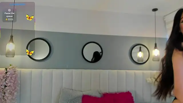 Snapshot of Mila_Hank_ chatting on October 8, 1:20 pm Mila Hank online show from October 8, 1:20 pm