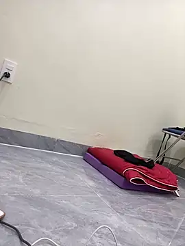 Lyly suri07 online show from November 2, 4:31 pm