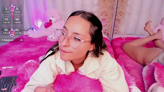 Annie  2 online show from October 11, 2:26 pm