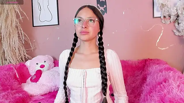 Annie  2 online show from October 18, 3:09 am