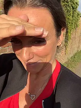 Justnani001 online show from September 21, 3:02 pm