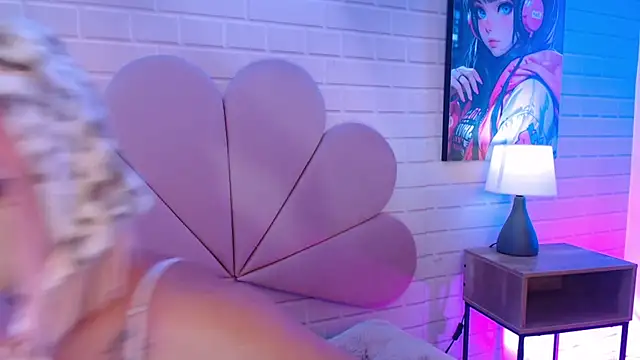 lil candy77 online show from June 18, 12:09 pm