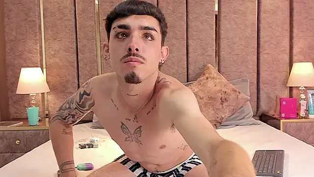 NikoStone  online show from March 1, 5:09 am