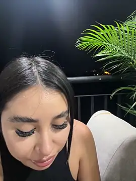 Sophie Dreamss online show from February 3, 2:53 am