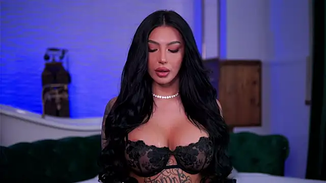 AishaaDevoe online show from December 17, 7:53 pm