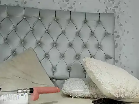 michelle perla online show from September 18, 7:27 pm