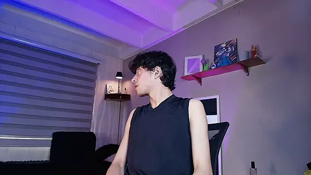 Dani Lips  online show from October 4, 8:18 pm