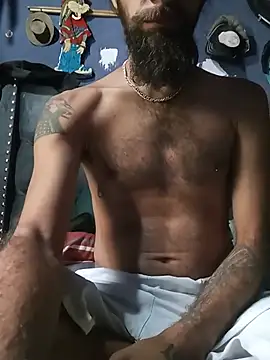 Snapshot of hairy_mannn chatting on August 9, 6:35 pm hairy mannn online show from August 9, 6:35 pm
