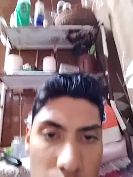 Snapshot of aispuro8505 chatting on October 7, 8:33 am aispuro8505 online show from October 7, 8:33 am