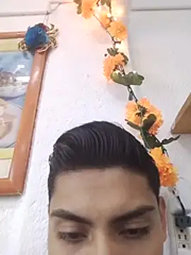 Snapshot of aispuro8505 chatting on October 15, 11:05 pm aispuro8505 online show from October 15, 11:05 pm