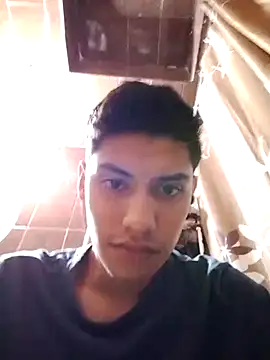 Snapshot of aispuro8505 chatting on October 21, 7:42 am aispuro8505 online show from October 21, 7:42 am