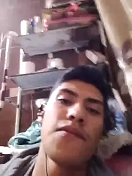 aispuro8505 online show from November 26, 7:42 am