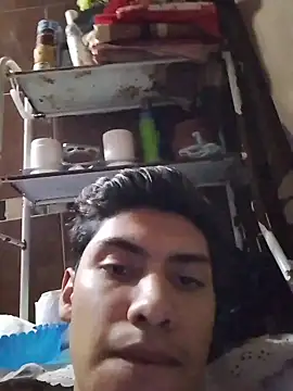 Snapshot of aispuro8505 chatting on April 9, 7:47 am aispuro8505 online show from April 9, 7:47 am