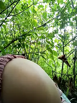 may-squirl online show from September 16, 4:02 am