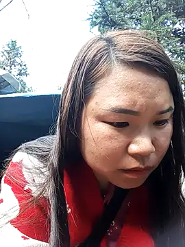 may-squirl online show from December 19, 7:04 am