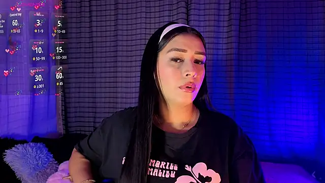 Kayleemorales online show from October 11, 3:32 pm