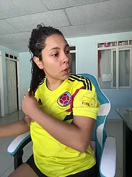 ViolettaMiller  online show from September 10, 1:11 pm