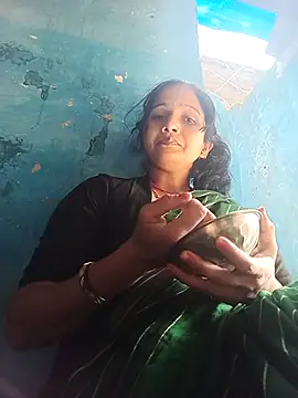 Jooli xx online show from March 14, 3:34 am