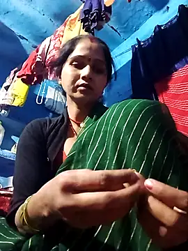 Jooli xx online show from March 24, 2:55 pm