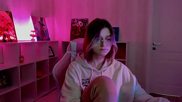 Snapshot of Agnes_Passero chatting on September 30, 8:08 am Agnes Passero online show from September 30, 8:08 am