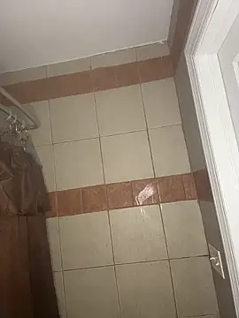 TRILLAHUNG online show from November 25, 8:53 pm