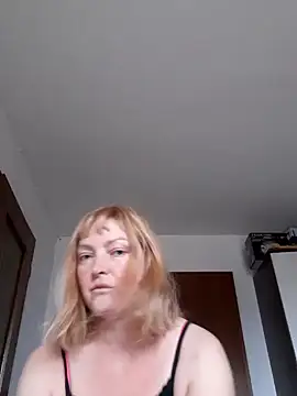 LiluLiluLilu online show from September 29, 6:40 am