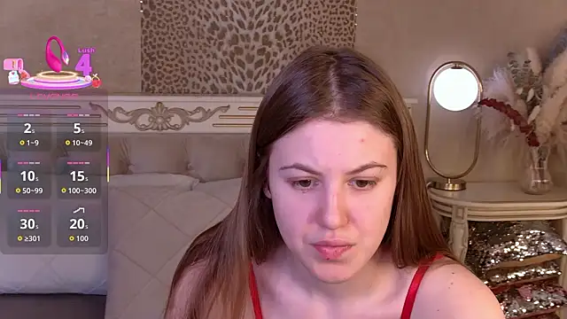 MelanieHenders online show from February 3, 10:42 am