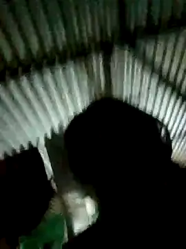 Snapshot of Ishwariya_Hatwal chatting on September 16, 9:27 pm Ishwariya Hatwal online show from September 16, 9:27 pm