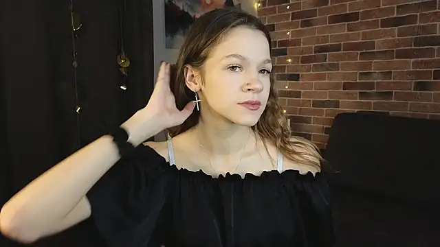 VelvetRisque online show from February 12, 6:19 am