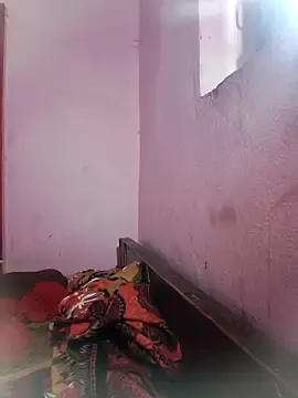 Snapshot of posewith chatting on February 2, 7:18 am posewith online show from February 2, 7:18 am