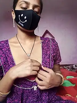 Snapshot of posewith chatting on February 20, 8:16 am posewith online show from February 20, 8:16 am