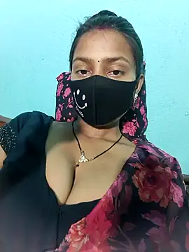 Snapshot of posewith chatting on February 26, 12:09 am posewith online show from February 26, 12:09 am