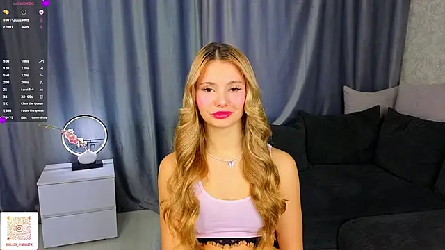 NaughtySeraphine online show from February 28, 5:08 am