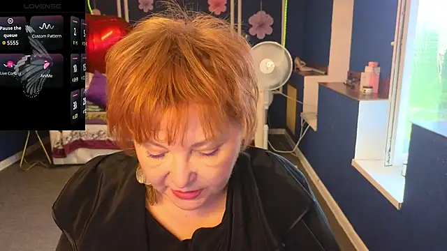Kira Kenett online show from May 26, 5:36 am