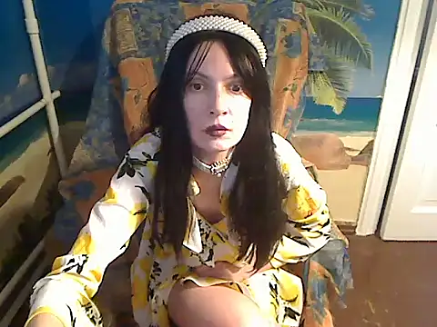 Snapshot of Bastet12 chatting on April 17, 4:43 pm Bastet12 online show from April 17, 4:43 pm