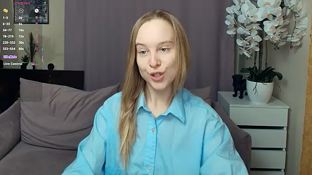 SoonMoor online show from January 11, 8:14 pm