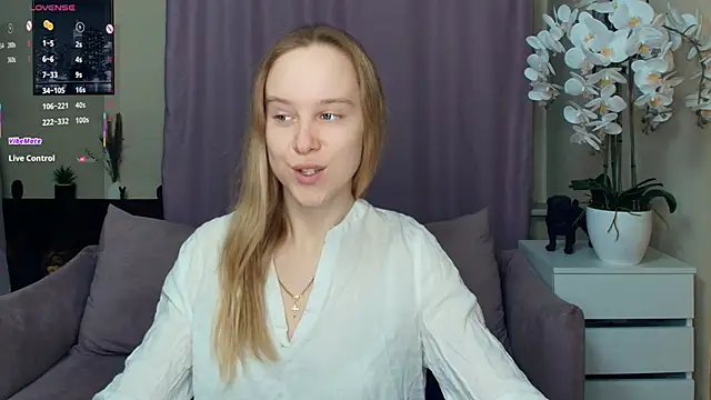 SoonMoor online show from February 19, 7:10 pm