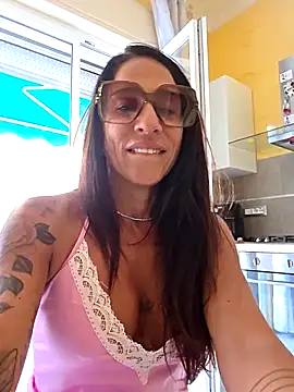 sexy7883 online show from September 9, 10:48 am