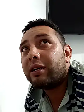 angelitocalientico online show from October 23, 2:44 am