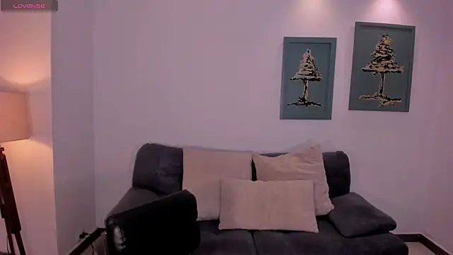 SussyBellX online show from November 18, 7:29 pm