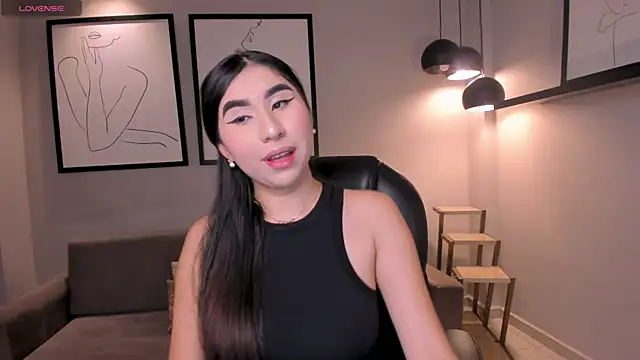 MayaMoretti  online show from October 10, 3:49 am