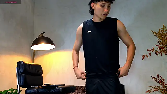 enzo steel online show from February 20, 10:21 pm