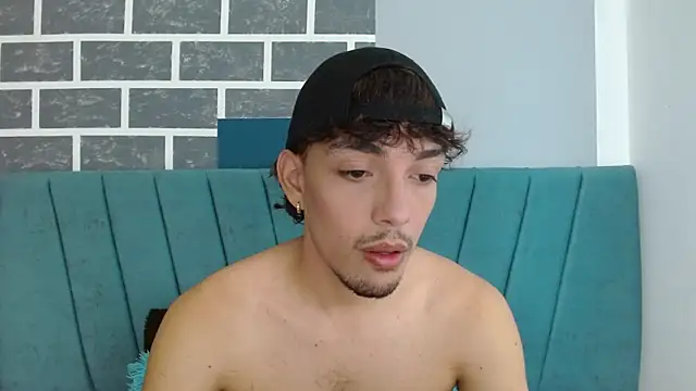 Snapshot of Jake_laraxxx chatting on October 10, 6:40 pm Jake laraxxx online show from October 10, 6:40 pm