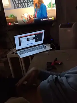 Brownroyal online show from September 13, 7:30 am